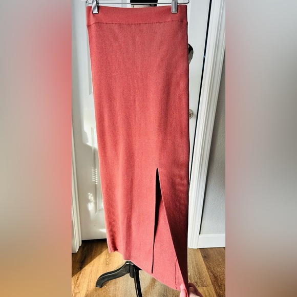 Babaton Terracotta Pencil Skirt - Picture 7 of 9